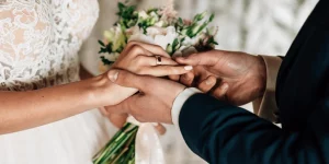 بررسی ضرورت انعکاس رویداد های ازدواج و طلاق در شناسنامه